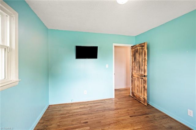 141 Lowell Street, Lexington, NC 27295