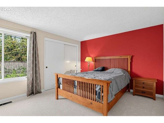 12320 Sw MCKAY Ct, Beaverton, OR 97008