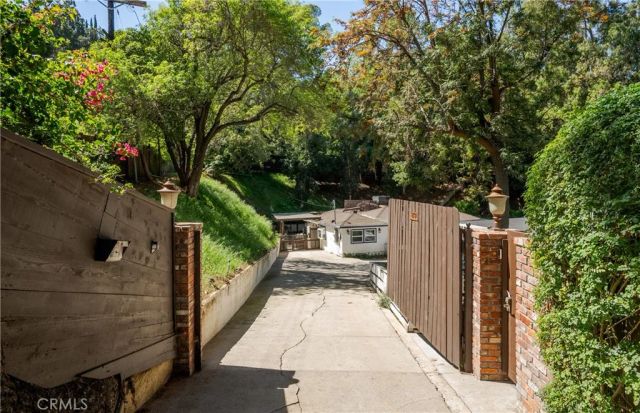 3791 Multiview Drive, Los Angeles, CA 90068