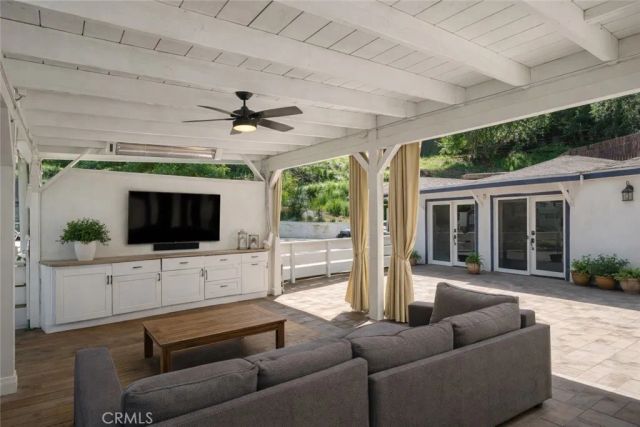 3791 Multiview Drive, Los Angeles, CA 90068