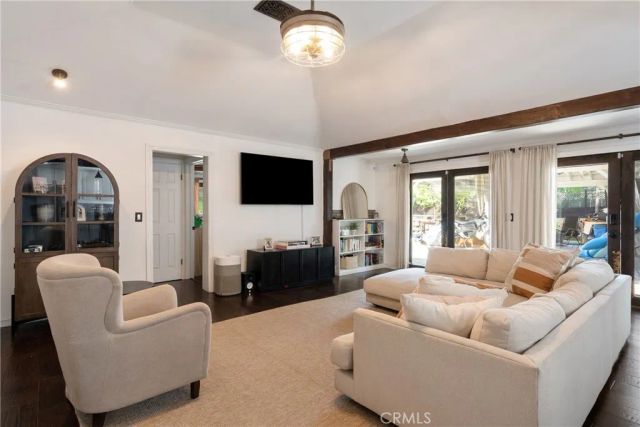 3791 Multiview Drive, Los Angeles, CA 90068