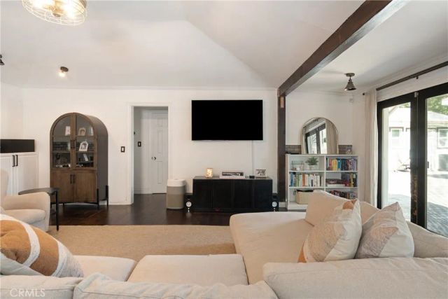 3791 Multiview Drive, Los Angeles, CA 90068