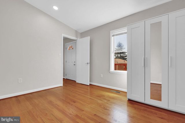 4623 WISSAHICAN AVE, Rockville, MD 20853