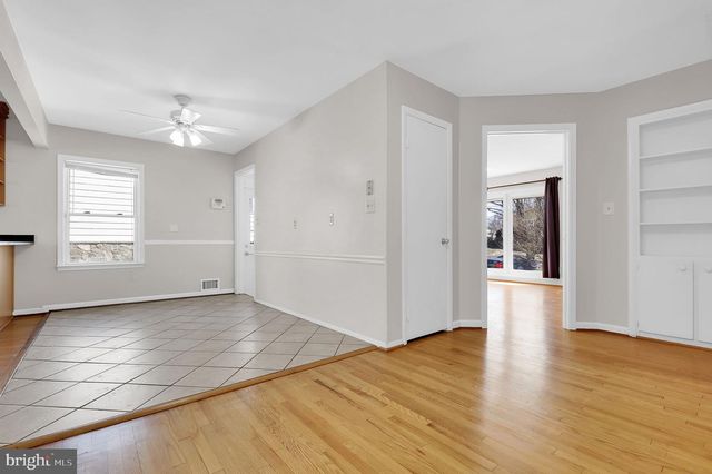 4623 WISSAHICAN AVE, Rockville, MD 20853