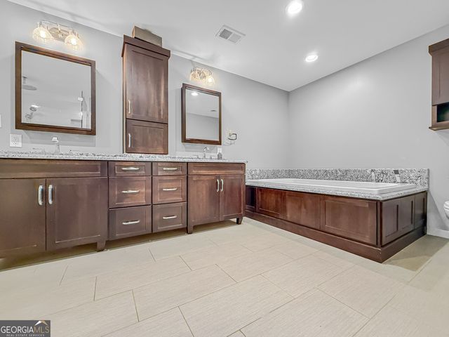 107 Stratford Court, Peachtree City, GA 30269