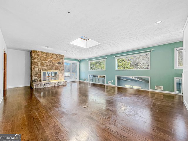 107 Stratford Court, Peachtree City, GA 30269