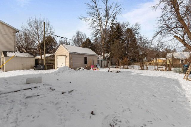 304 DIVISION STREET, Neenah, WI 54956