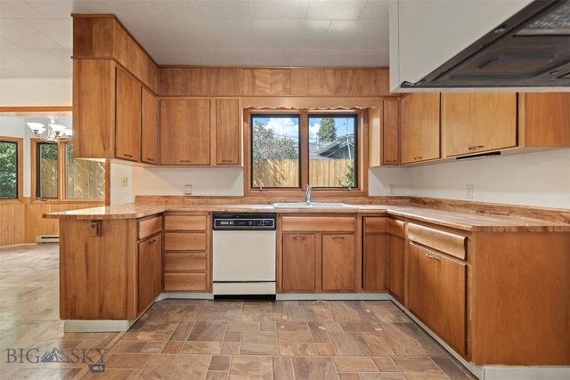 1909 Howard Street, Butte, MT 59701