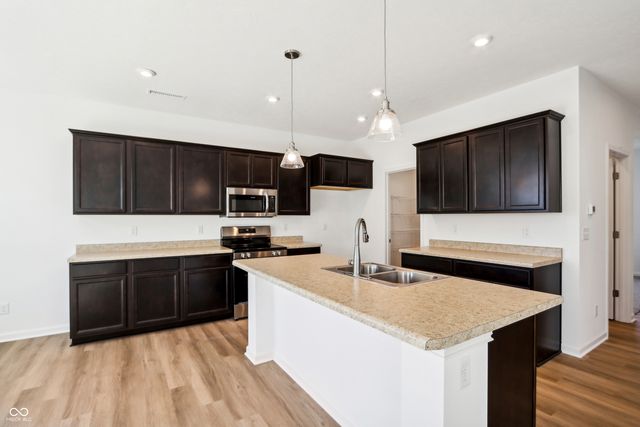 430 Chester Lane, Pittsboro, IN 46167