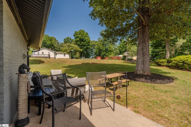 201 Carolyn Road, Easley, SC 29642
