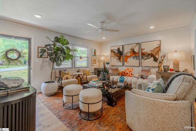 201 Carolyn Road, Easley, SC 29642
