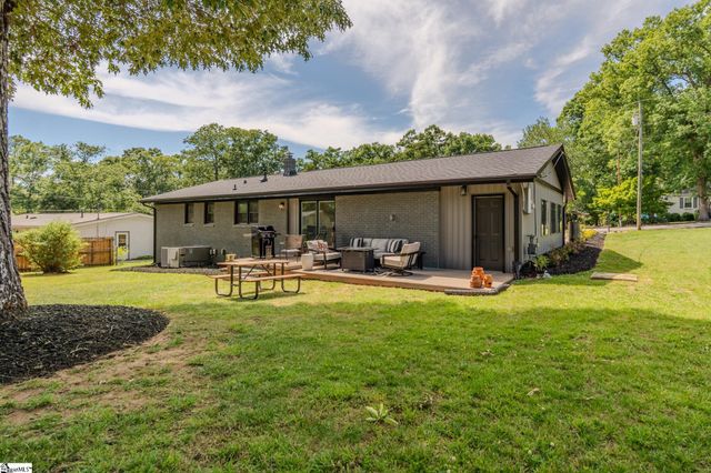201 Carolyn Road, Easley, SC 29642