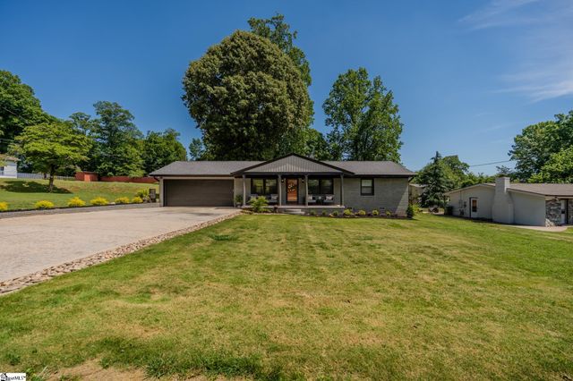 201 Carolyn Road, Easley, SC 29642