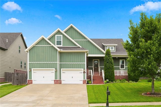 1010 Charing Cross, Cave Springs, AR 72718