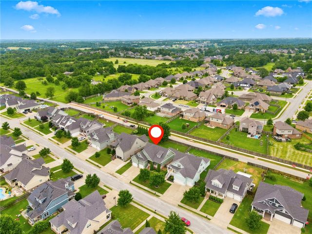 1010 Charing Cross, Cave Springs, AR 72718