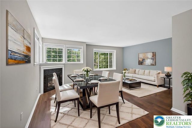4073 Waterford Drive, Upper Saucon Twp, PA 18034