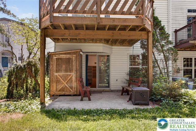 4073 Waterford Drive, Upper Saucon Twp, PA 18034