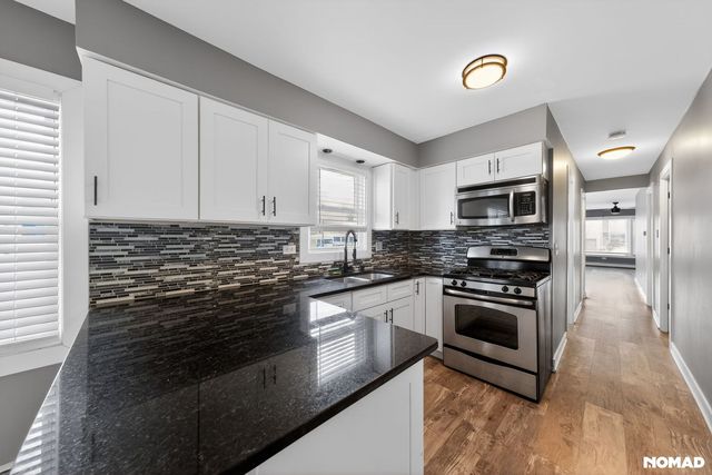 7249 W Belmont Avenue, Chicago, IL 60634