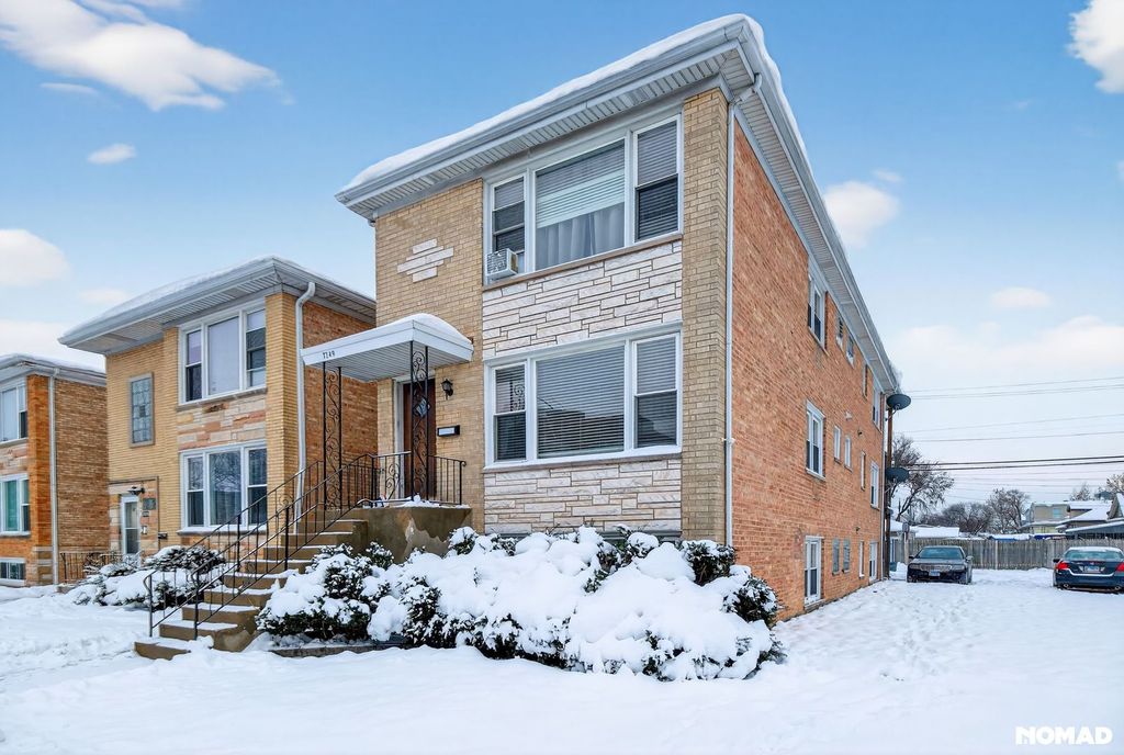 7249 W Belmont Avenue, Chicago, IL 60634