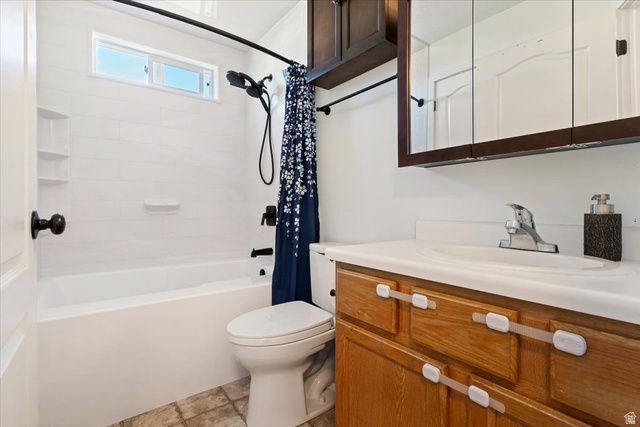 993 N WHITE PINE DR, Tooele, UT 84074