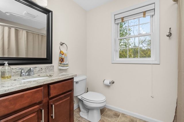 1 Brewster Rd, Randolph, MA 02368