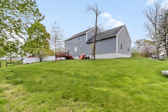 1 Brewster Rd, Randolph, MA 02368