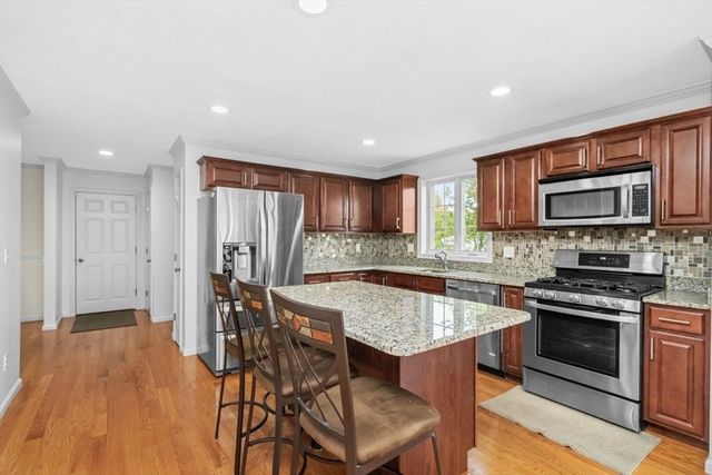 1 Brewster Rd, Randolph, MA 02368