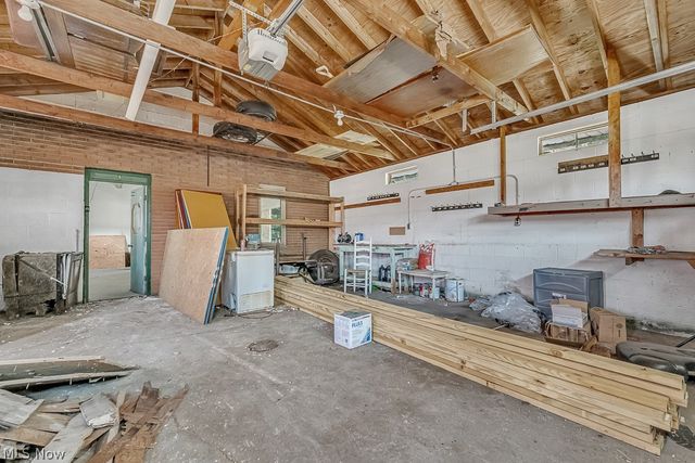 355 S Chillicothe Road, Aurora, OH 44202