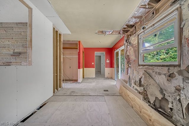 355 S Chillicothe Road, Aurora, OH 44202