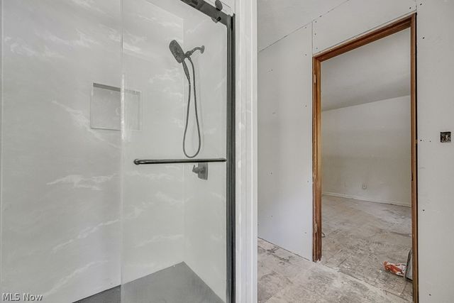 355 S Chillicothe Road, Aurora, OH 44202