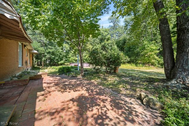 355 S Chillicothe Road, Aurora, OH 44202