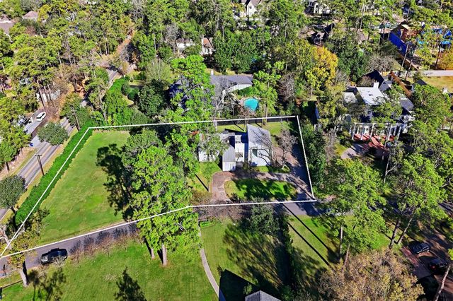 320 Blalock Rd, Piney Point Village, TX 77024