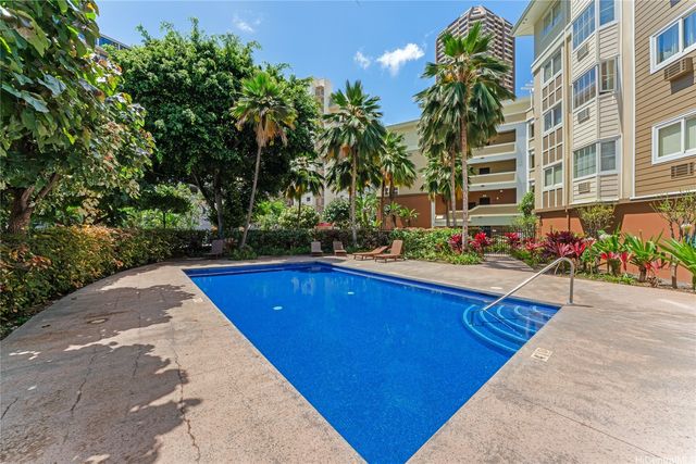 1810 Kaioo Drive C401, Honolulu, HI 96815