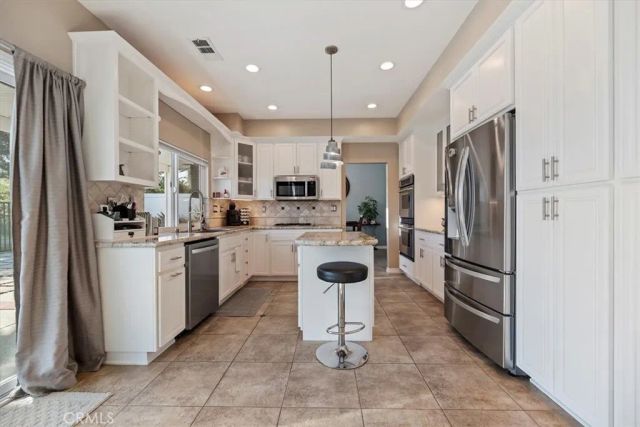 982 Big Spring Court, Corona, CA 92878