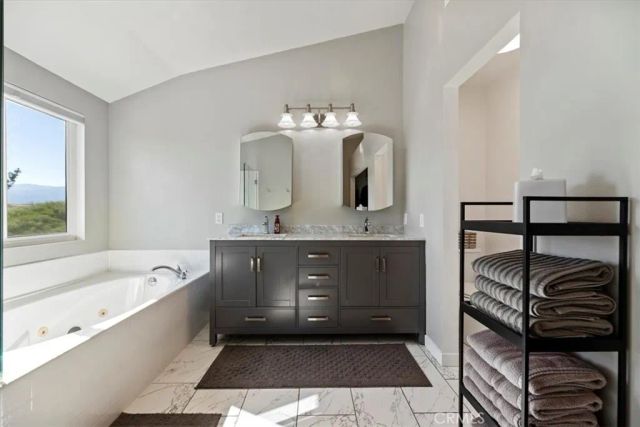 982 Big Spring Court, Corona, CA 92878