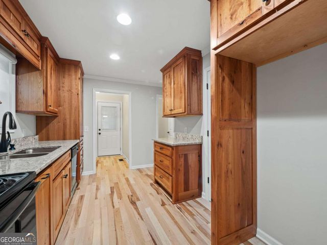 6185 Timberidge Drive, Gainesville, GA 30506