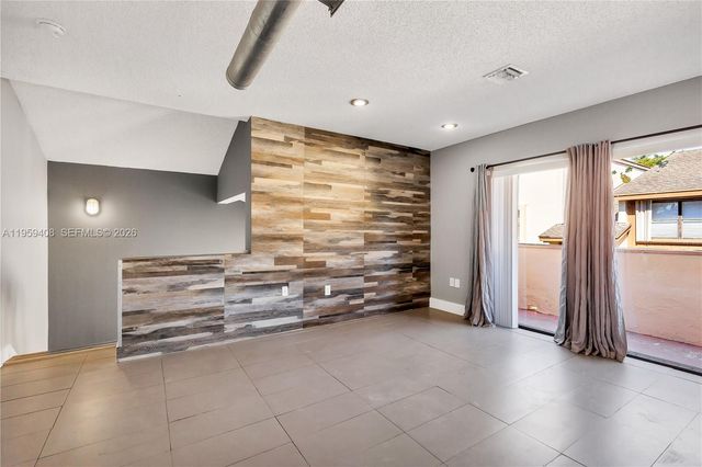 10639 SW 113th Pl 79D, Miami, FL 33176