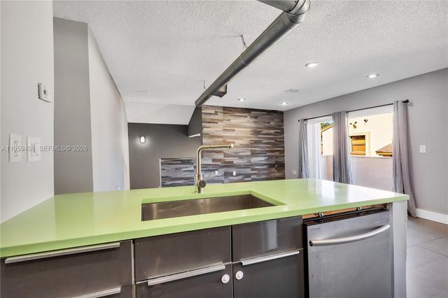 10639 SW 113th Pl 79D, Miami, FL 33176