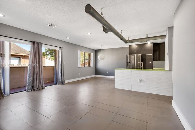 10639 SW 113th Pl 79D, Miami, FL 33176