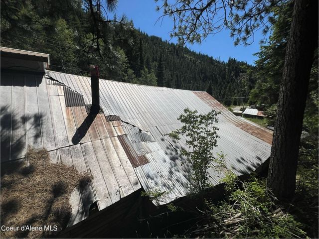 3319 Burke Rd, Wallace, ID 83873