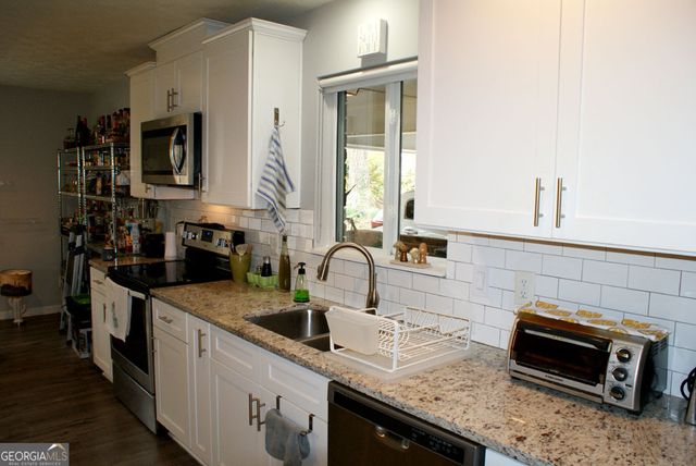 1146 Lakeshore Drive, Gainesville, GA 30501