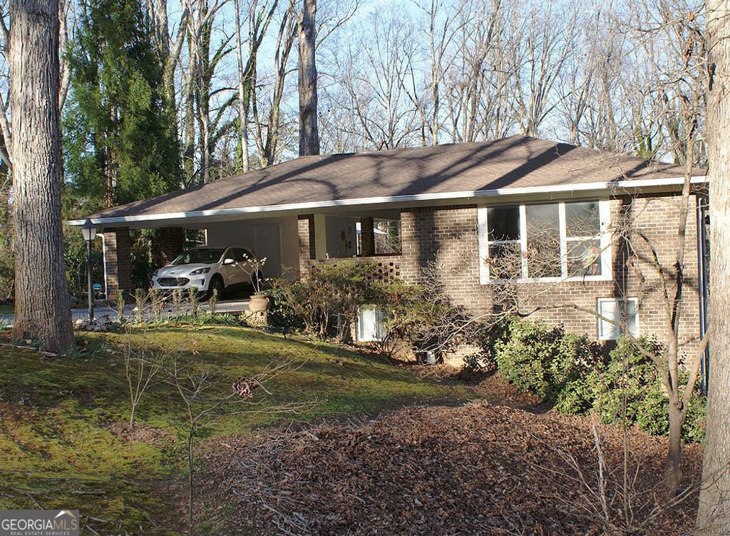 1146 Lakeshore Drive, Gainesville, GA 30501