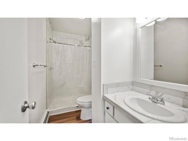 824 37th Ave Ct 824, Greeley, CO 80634