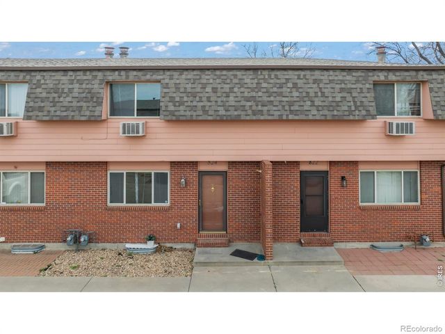 824 37th Ave Ct 824, Greeley, CO 80634