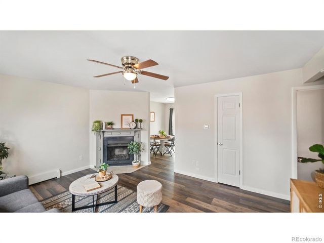 824 37th Ave Ct 824, Greeley, CO 80634