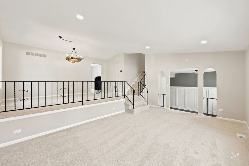 1061 N Smith Street, Palatine, IL 60067 — photo 5