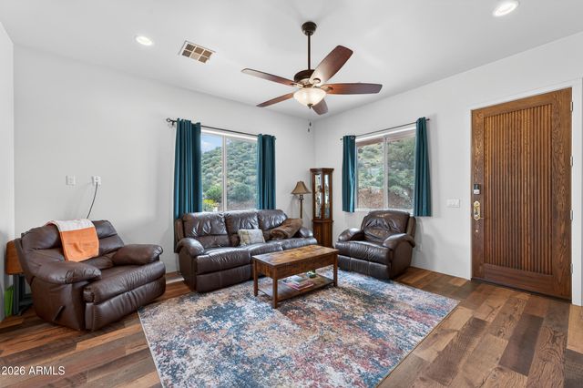 46607 N 35TH Avenue, New River, AZ 85087