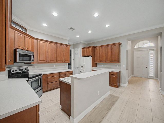 9112 Short Chip Circle, Port St. Lucie, Port St Lucie, FL 34986