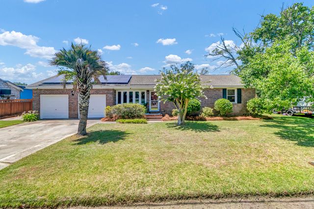 681 Port Circle, Charleston, SC 29412