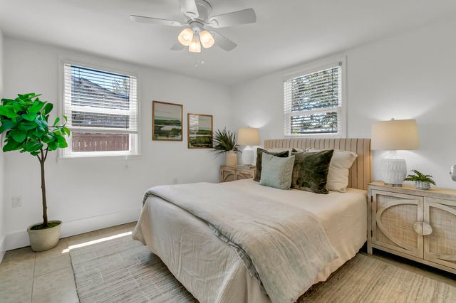 681 Port Circle, Charleston, SC 29412